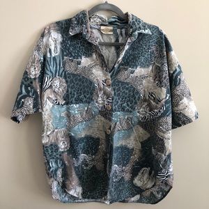 Safari Animal Print Button Up Short Sleeve M